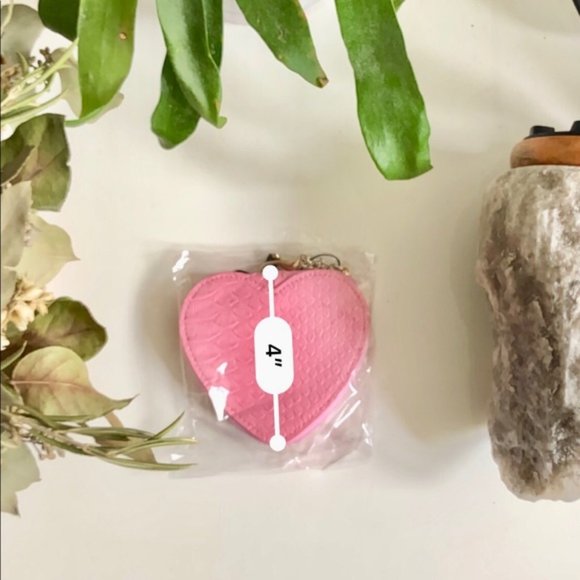Pink Jules Kae heart-shaped coin purse - NWT - Picture 5 of 5